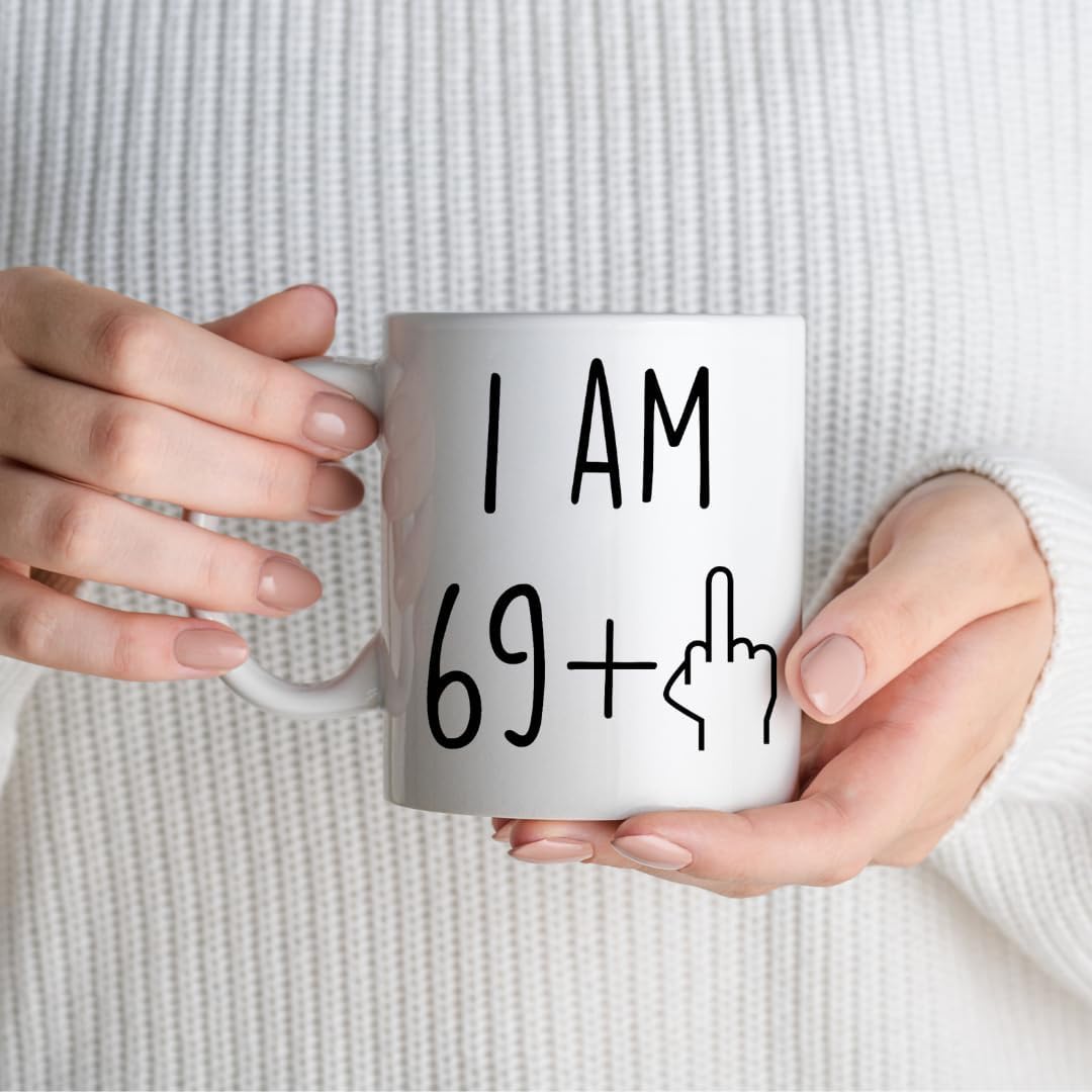 VIROSA Funny 70th Birthday Mug – 11oz Coffee Cup Gag Gift for Men or Women Turning 70 – Joke Present for Mum, Dad, Friends, Colleagues – Ceramic, Microwave & Dishwasher Safe