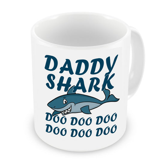 VIROSA Daddy Shark Mug – Doo Doo Doo Funny Gift for Dad – Cute & Sarcastic Coffee Cup for Father’s Day, Birthday or Special Occasion – 11oz White Ceramic Mug from Kids or Baby