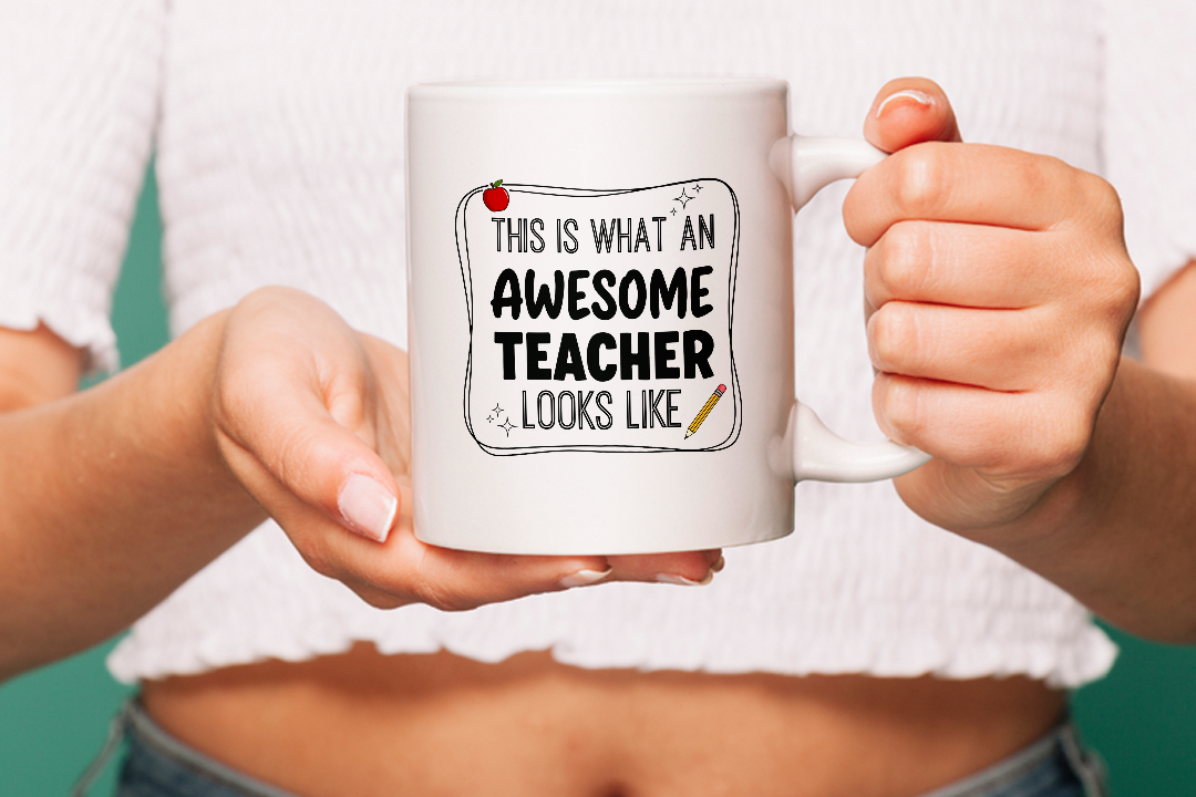 VIROSA Teacher Mug – “This is What an Awesome Teacher Looks Like” – Funny Thank You Gift for School Staff or Tutor (11oz)