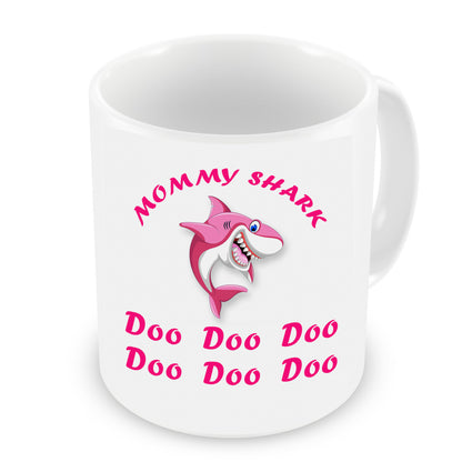 VIROSA Mummy Shark Mug – Doo Doo Doo – Funny Novelty Gift for Mum – Birthday, Christmas, Mother’s Day Coffee Cup – 11oz White Ceramic Mug